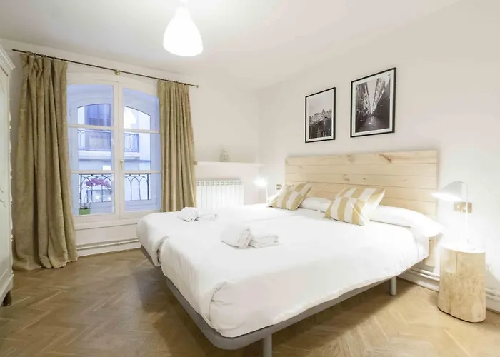 The Collection | Loreak Lägenhet